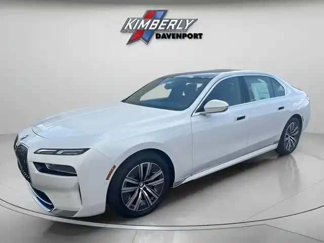 2024 BMW i7 eDrive50's photo