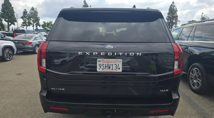 2025 Ford Expedition Active MAX photo 5