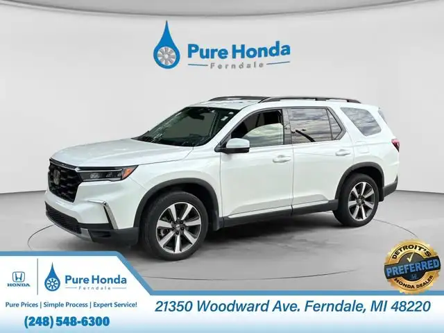 2024 Honda Pilot Touring AWD's photo