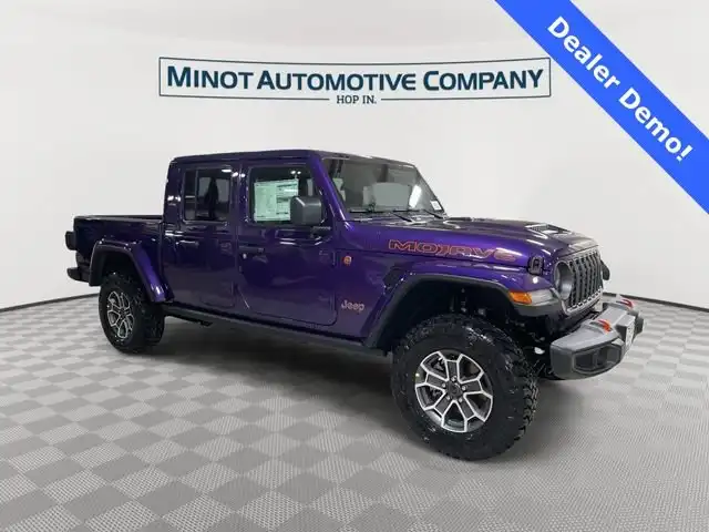 2026 Jeep Gladiator Mojave Auto's photo