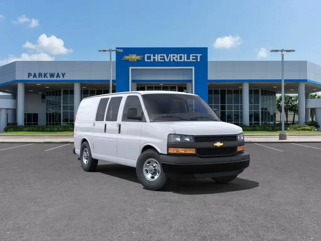 2025 Chevrolet Express 2500 Work Van HD's photo