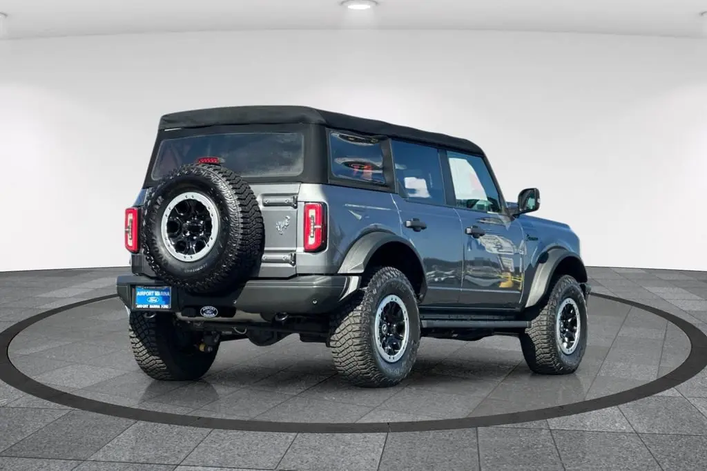 2021 Ford Bronco Badlands 4x4 photo 5