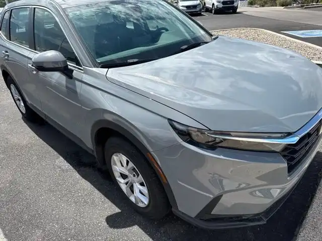 2024 Honda CR-V LX AWD's photo