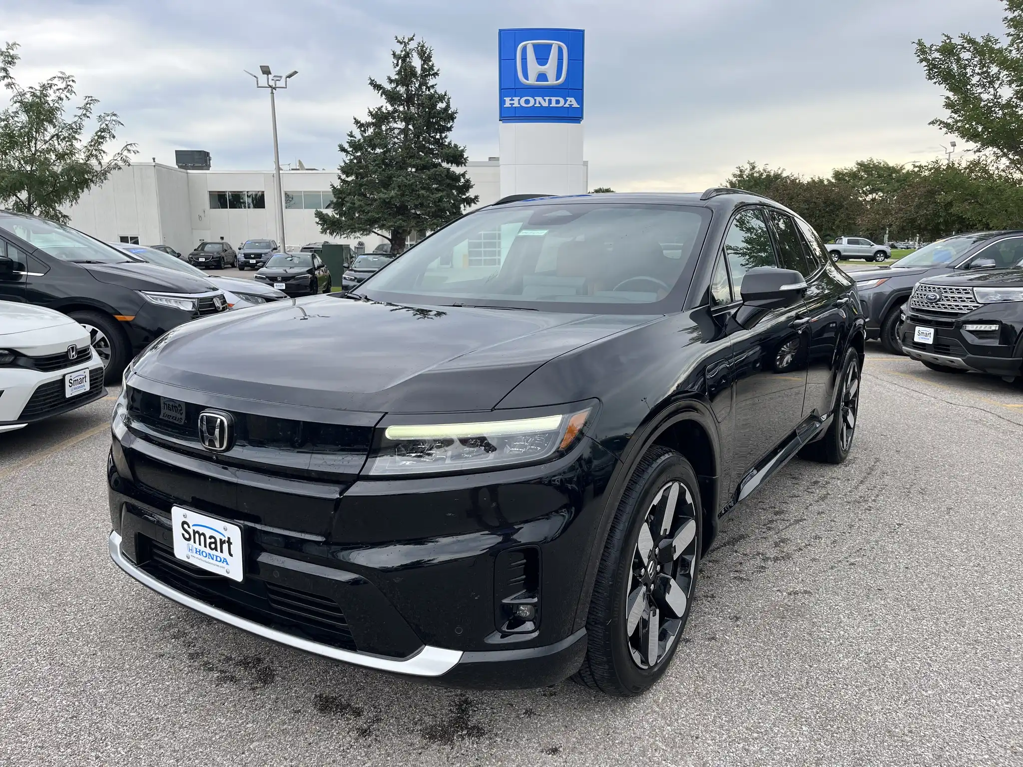 2024 Honda Prologue Elite AWD's photo