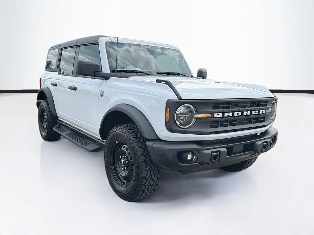 2026 Ford Bronco Big Bend 4x4 photo 3