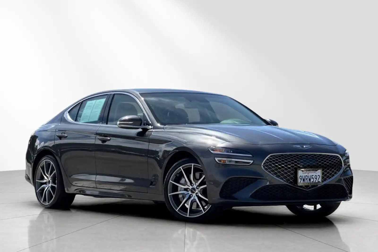 2026 Genesis G70 2.5T Standard's photo