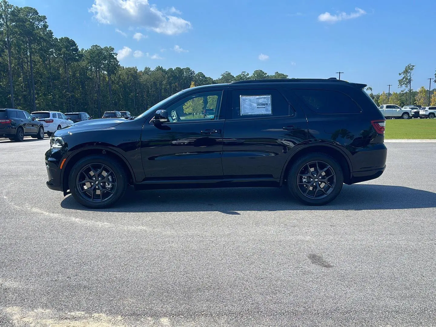 2027 Dodge Durango HEMI V8 GT AWD Plus photo 4