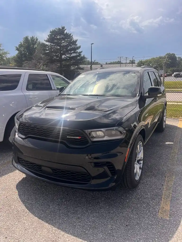 2027 Dodge Durango HEMI V8 GT AWD Plus's photo