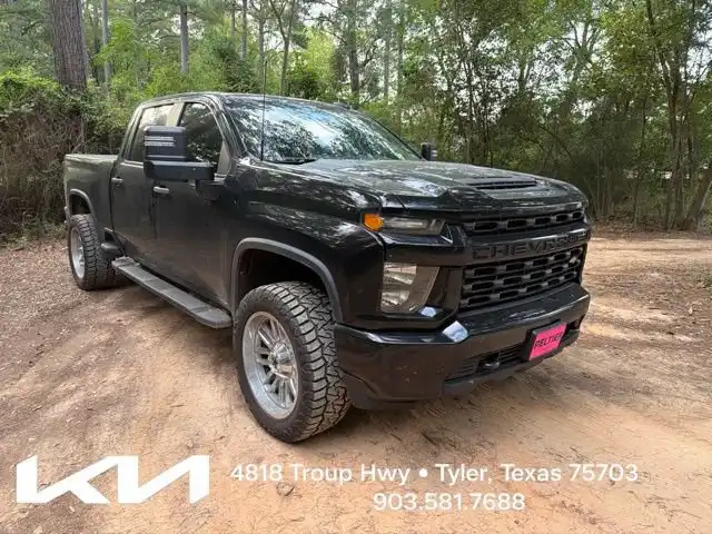2021 Chevrolet Silverado HD Custom 4WD Crew Cab Standard Box's photo