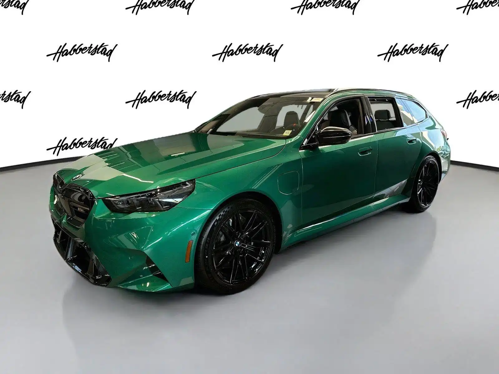 2027 BMW M5 M5 Touring's photo