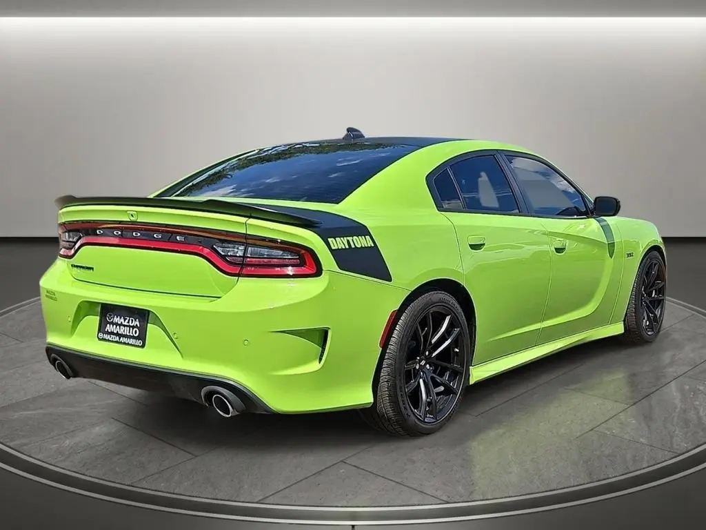 2023 Dodge Charger Scat Pack photo 3