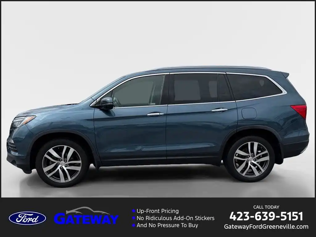 2017 Honda Pilot 4WD Touring's photo