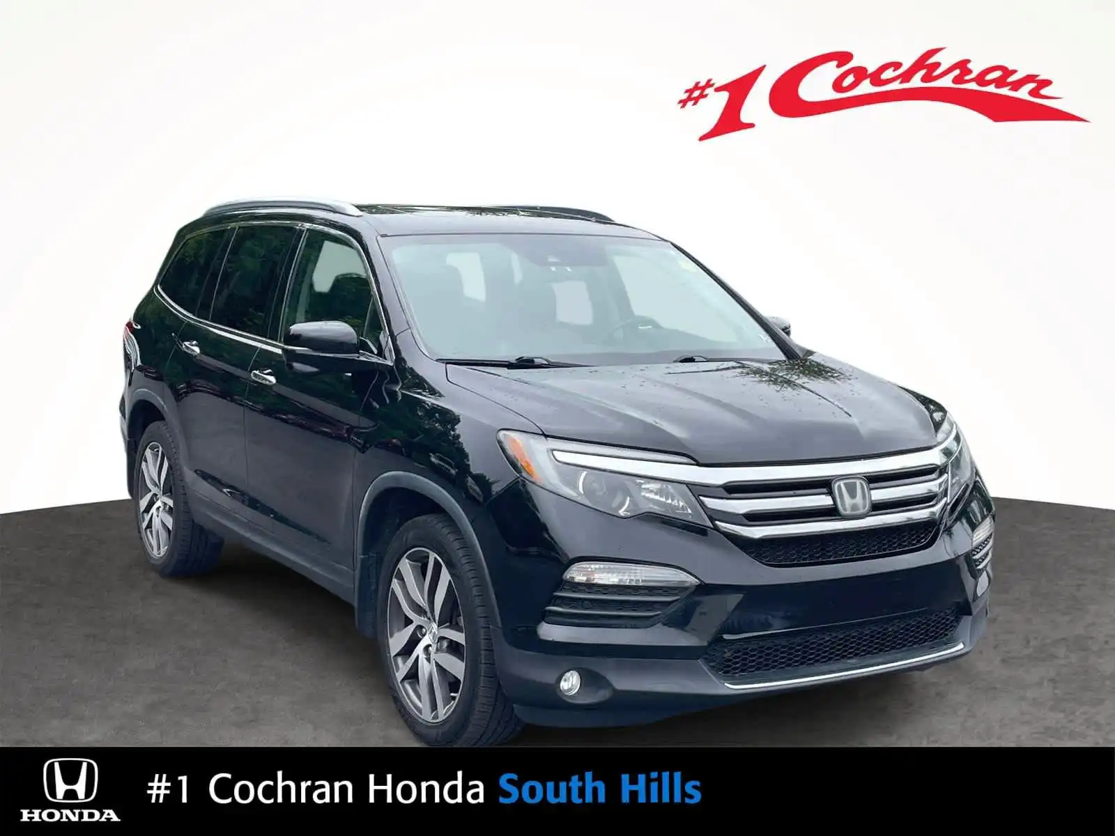 2017 Honda Pilot Touring 4WD's photo