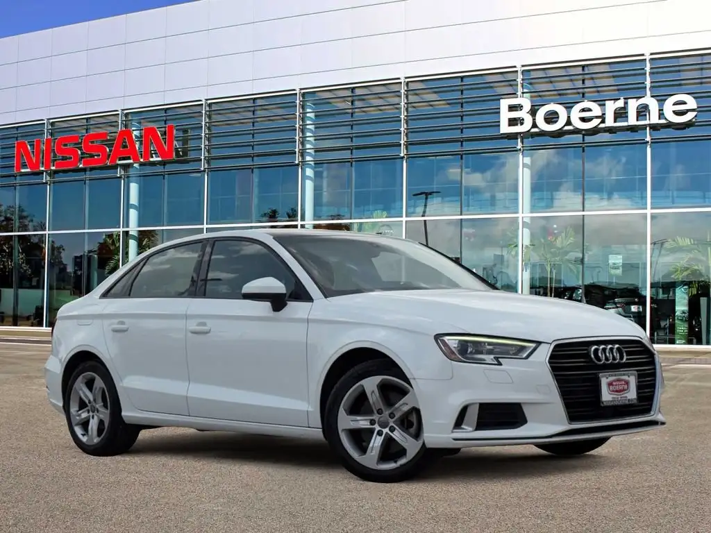 2017 Audi A3 2.0T FWD S tronic Premium's photo