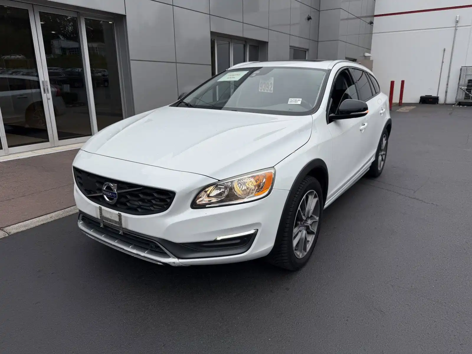 2016 Volvo V60 T5 Cross Country AWD's photo