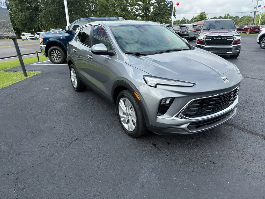 2025 Buick Encore GX Preferred photo 3