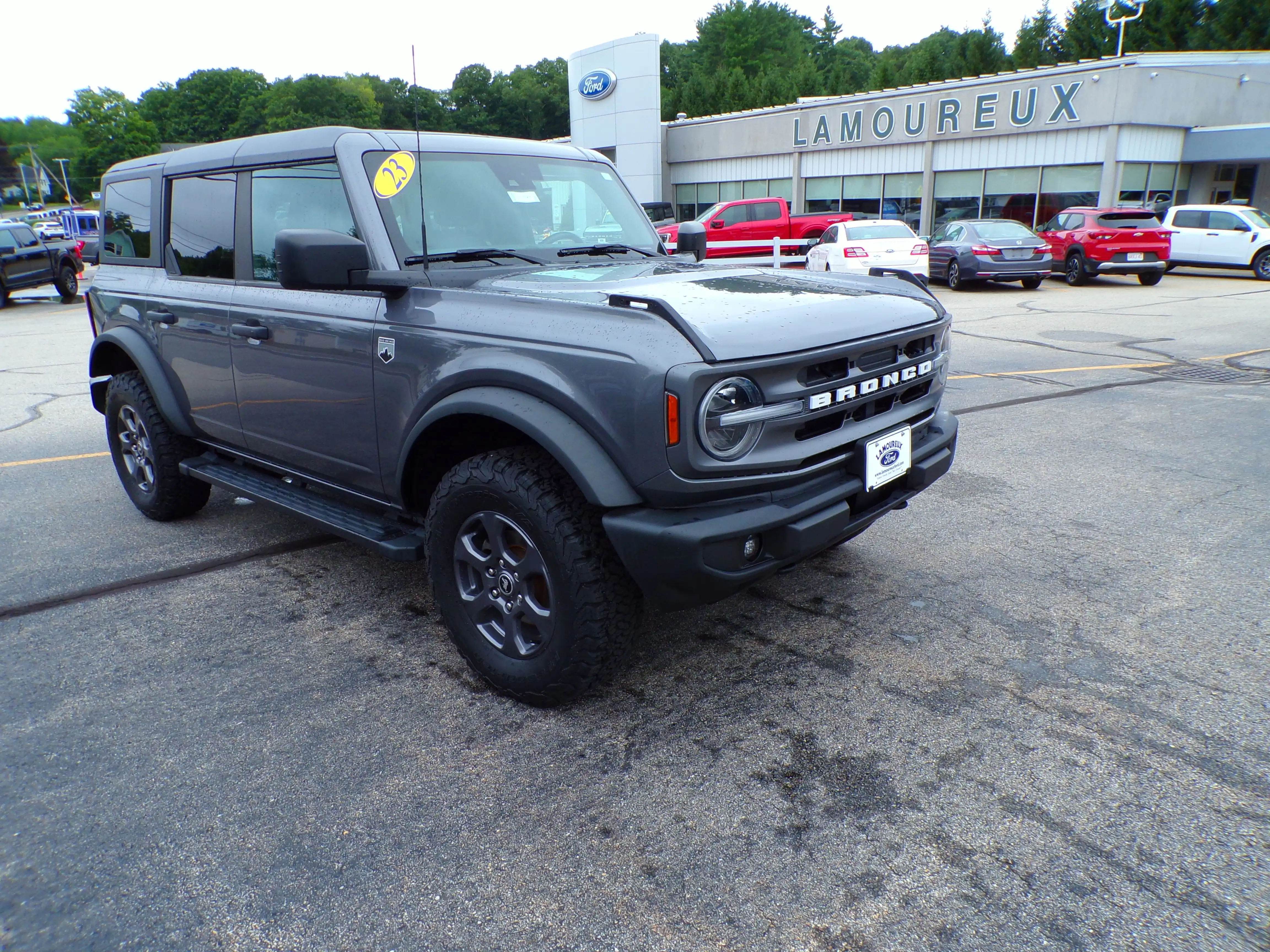 2023 Ford Bronco Big Bend Mid (222A) 4x4's photo