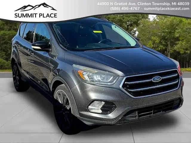 2017 Ford Escape Titanium photo 1