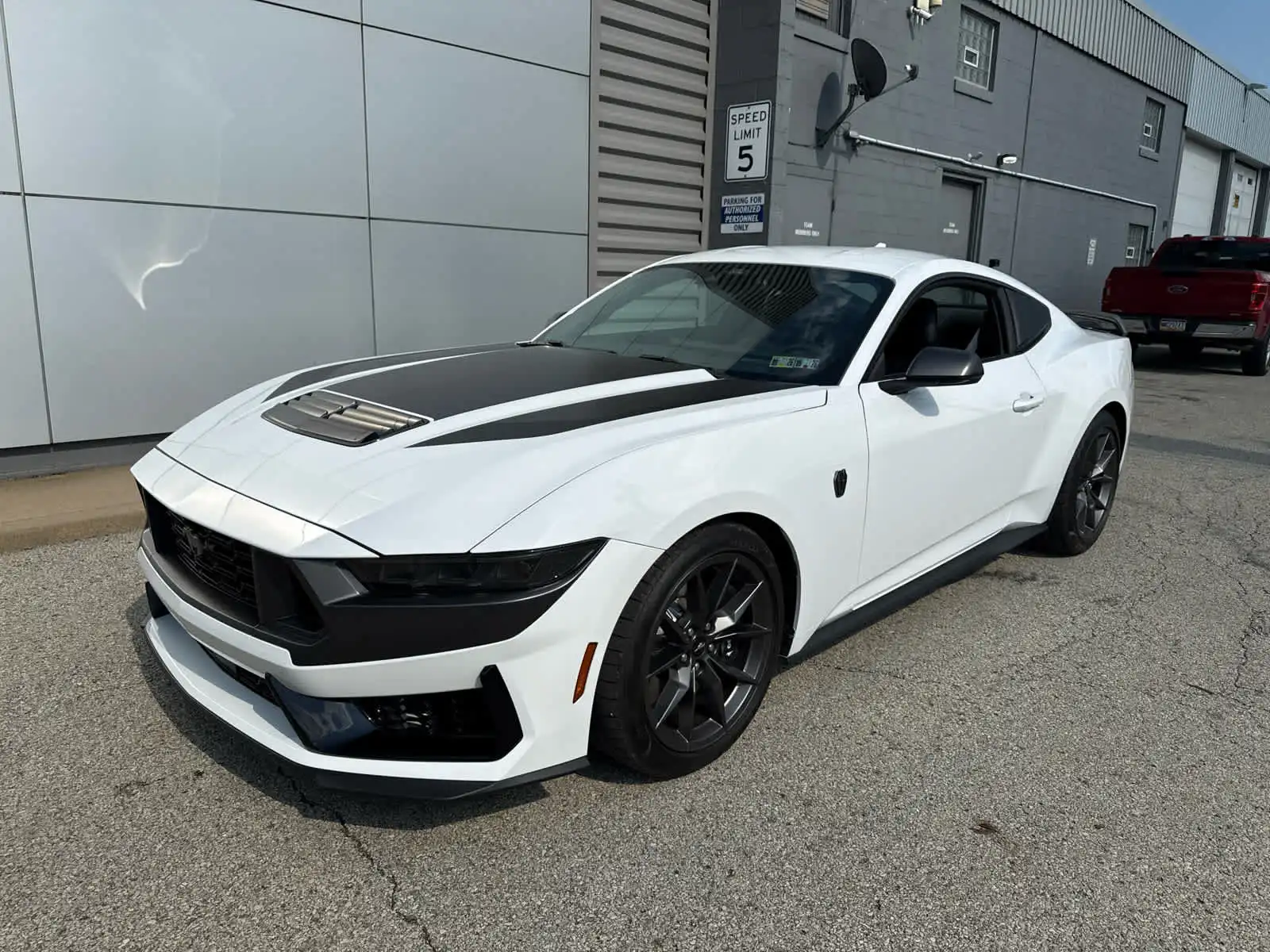 2024 Ford Mustang Dark Horse's photo