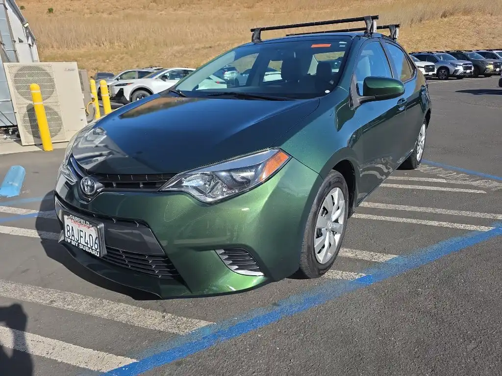 2015 Toyota Corolla LE AT's photo