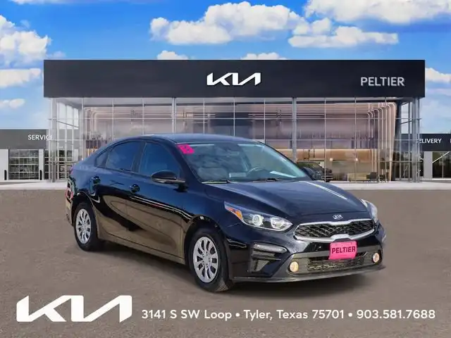 2021 Kia Forte FE Auto's photo