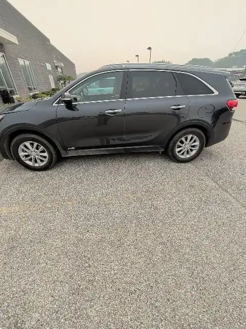 2017 Kia Sorento LX AT 4WD's photo