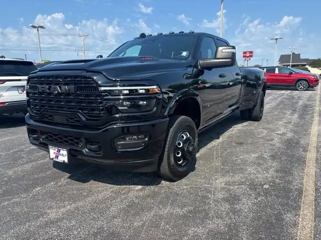 2026 RAM 3500 Limited 4WD Crew Cab LWB's photo
