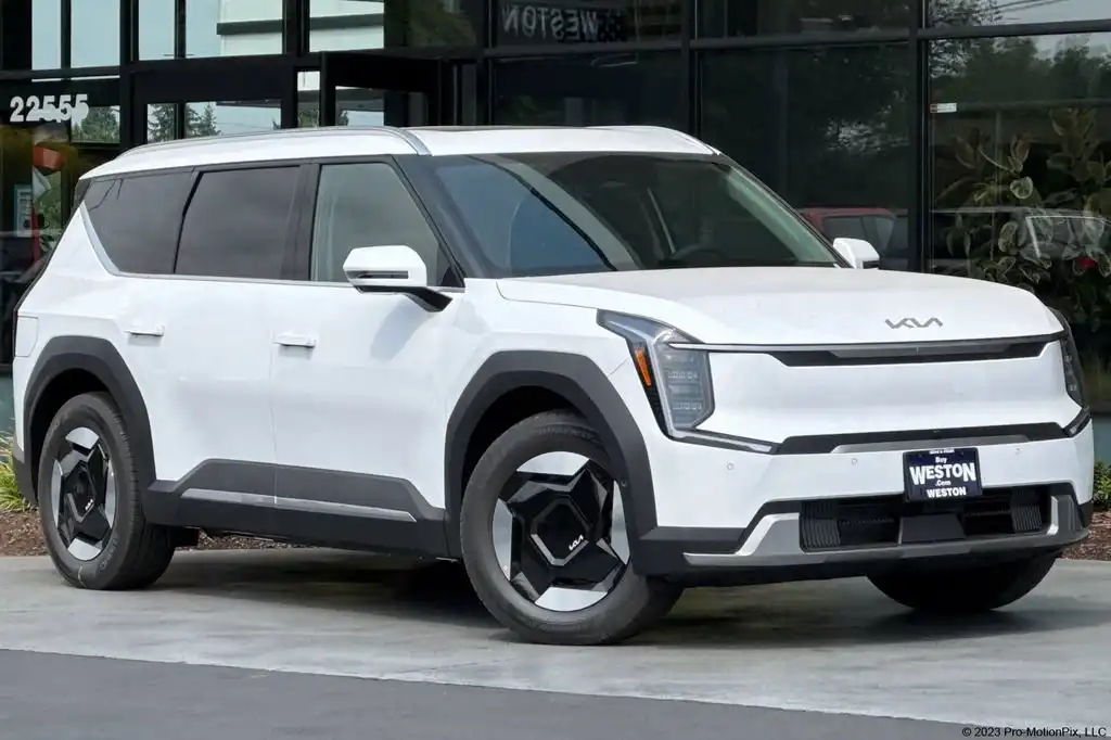 2026 Kia EV9 Wind AWD's photo