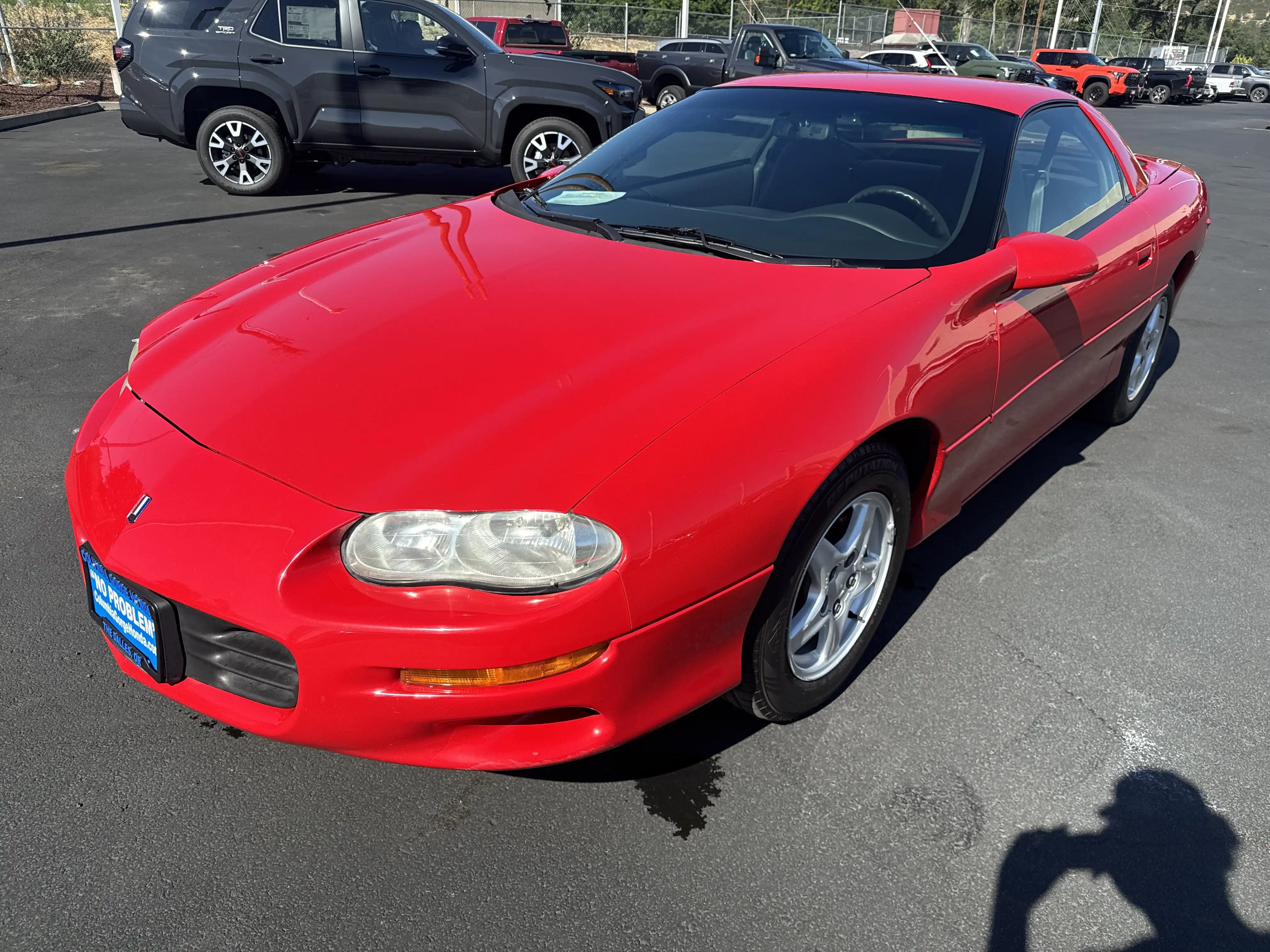 1999 Chevrolet Camaro Base's photo