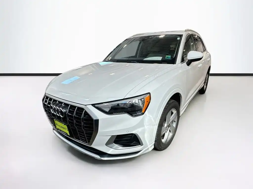 2021 Audi Q3 40 TFSI Premium quattro's photo