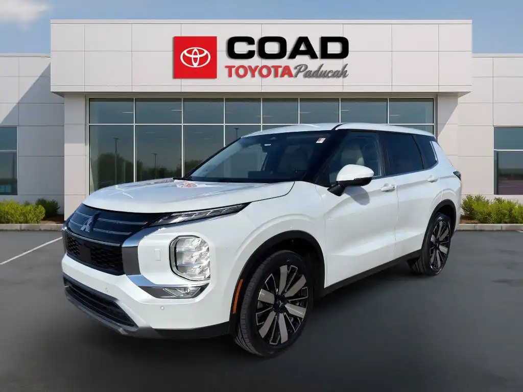 2025 Mitsubishi Outlander SE S-AWC's photo
