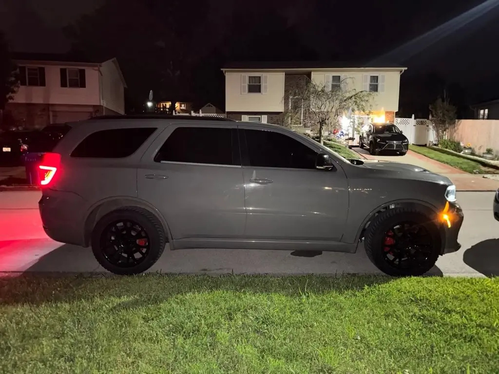 2023 Dodge Durango R/T Plus AWD photo 5