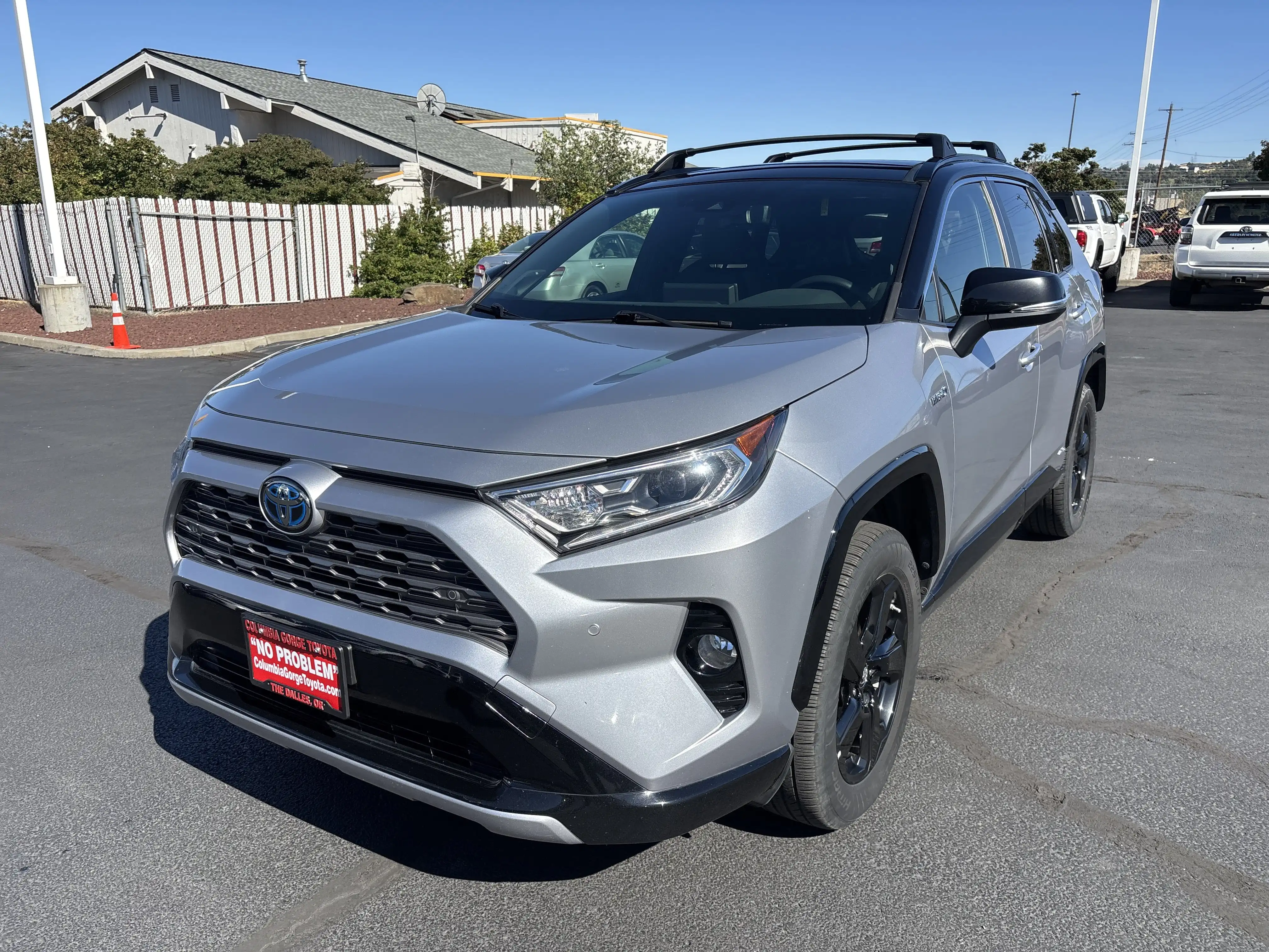 2019 Toyota RAV4 Hybrid XSE AWD's photo
