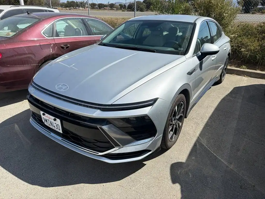 2024 Hyundai Sonata SEL's photo