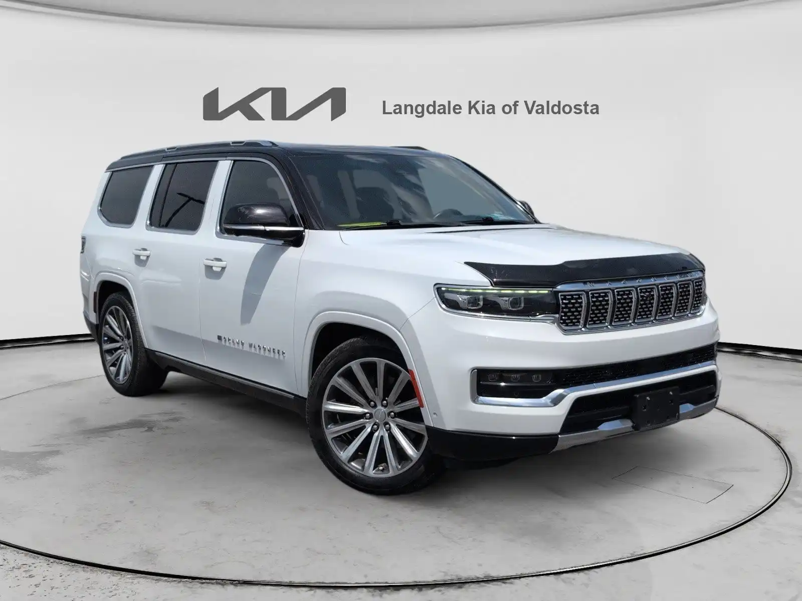 2023 Jeep Grand Wagoneer Series II Obsidian 4WD's photo