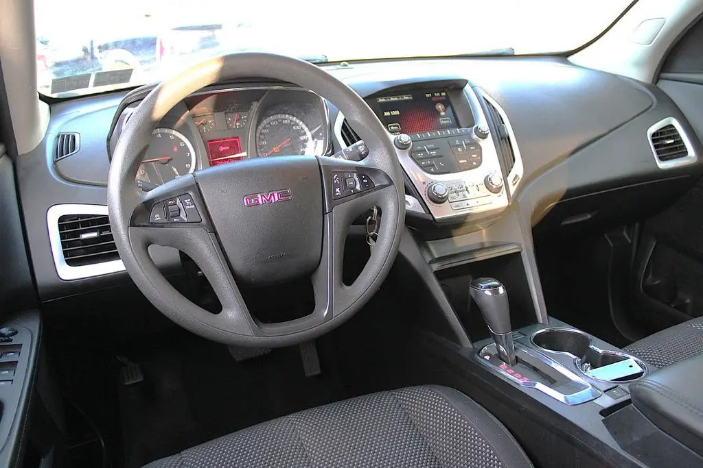 2017 GMC Terrain AWD SLE-1 photo 4