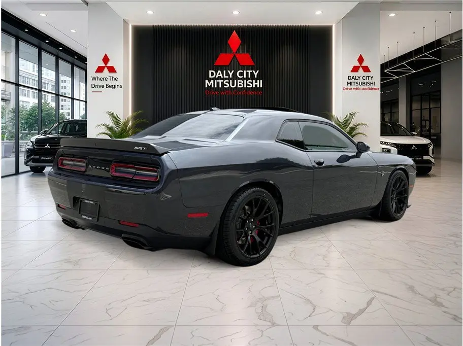 2016 Dodge Challenger SRT Hellcat photo 5