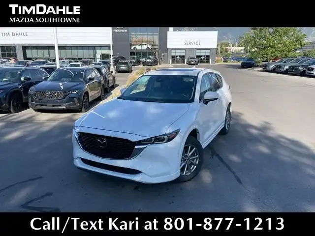 2024 Mazda CX-5 S Preferred package Auto AWD's photo