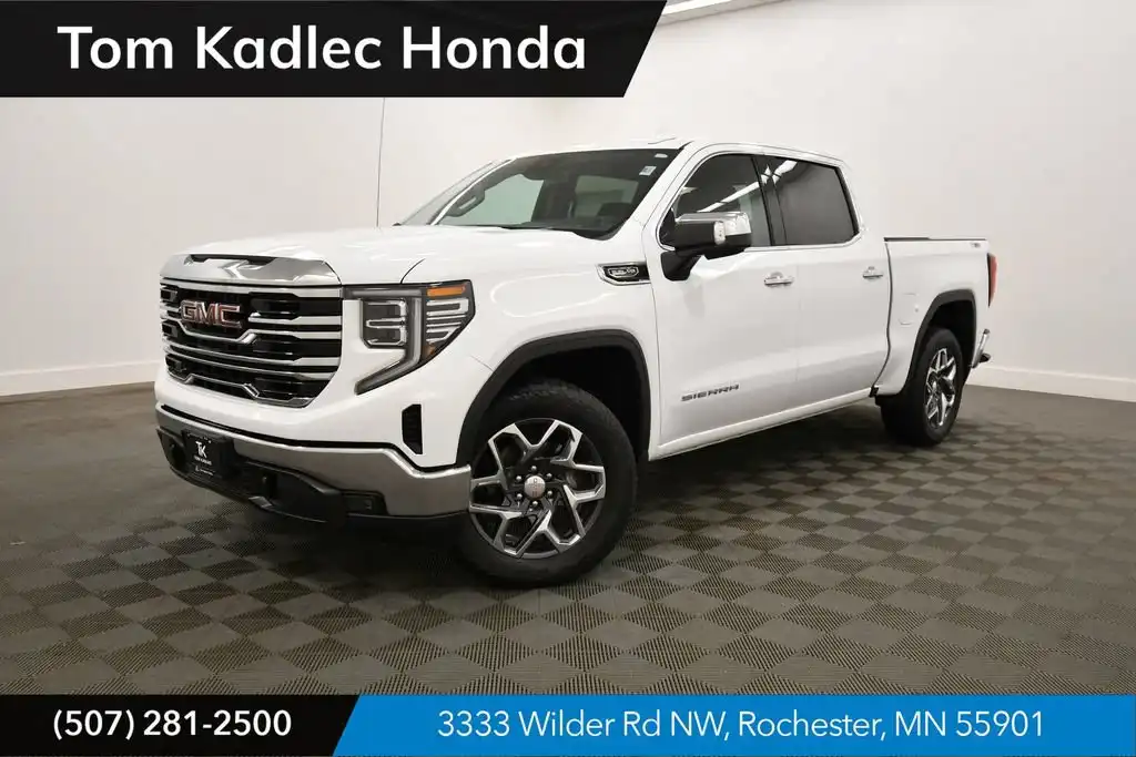 2025 GMC Sierra SLT 4WD Crew Cab Short Box's photo