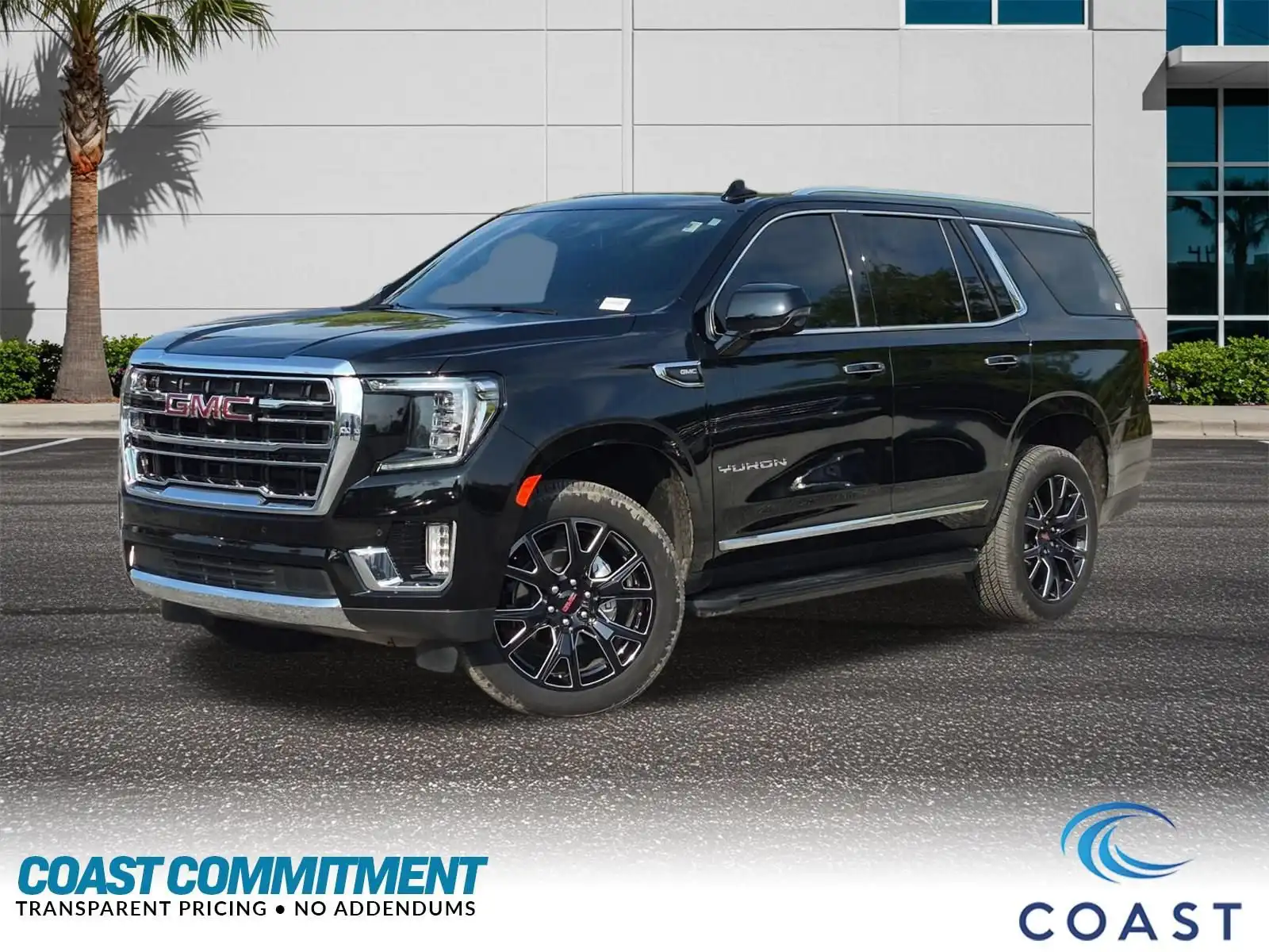 2024 GMC Yukon 4WD SLT's photo