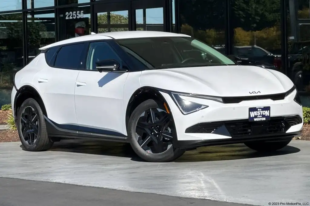 2026 Kia EV6 Wind AWD's photo