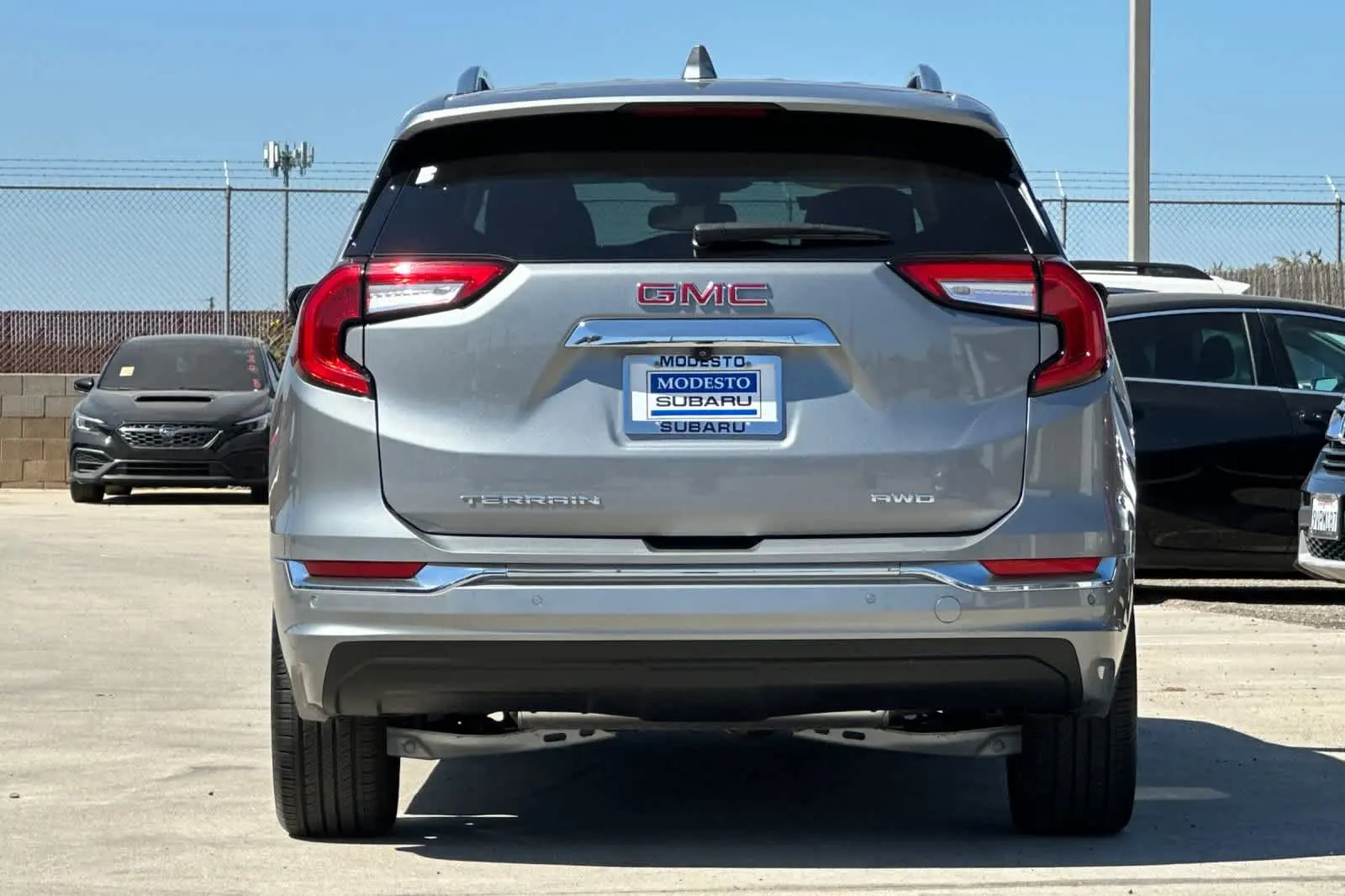 2024 GMC Terrain Denali AWD photo 4