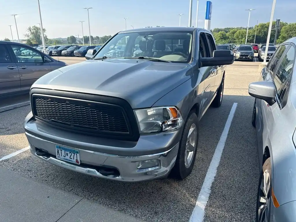 2011 RAM 1500 SLT 4x4 Crew Cab's photo