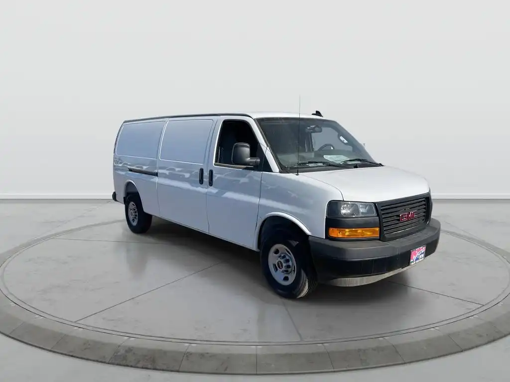 2025 GMC Savana 2500 Ext WB's photo