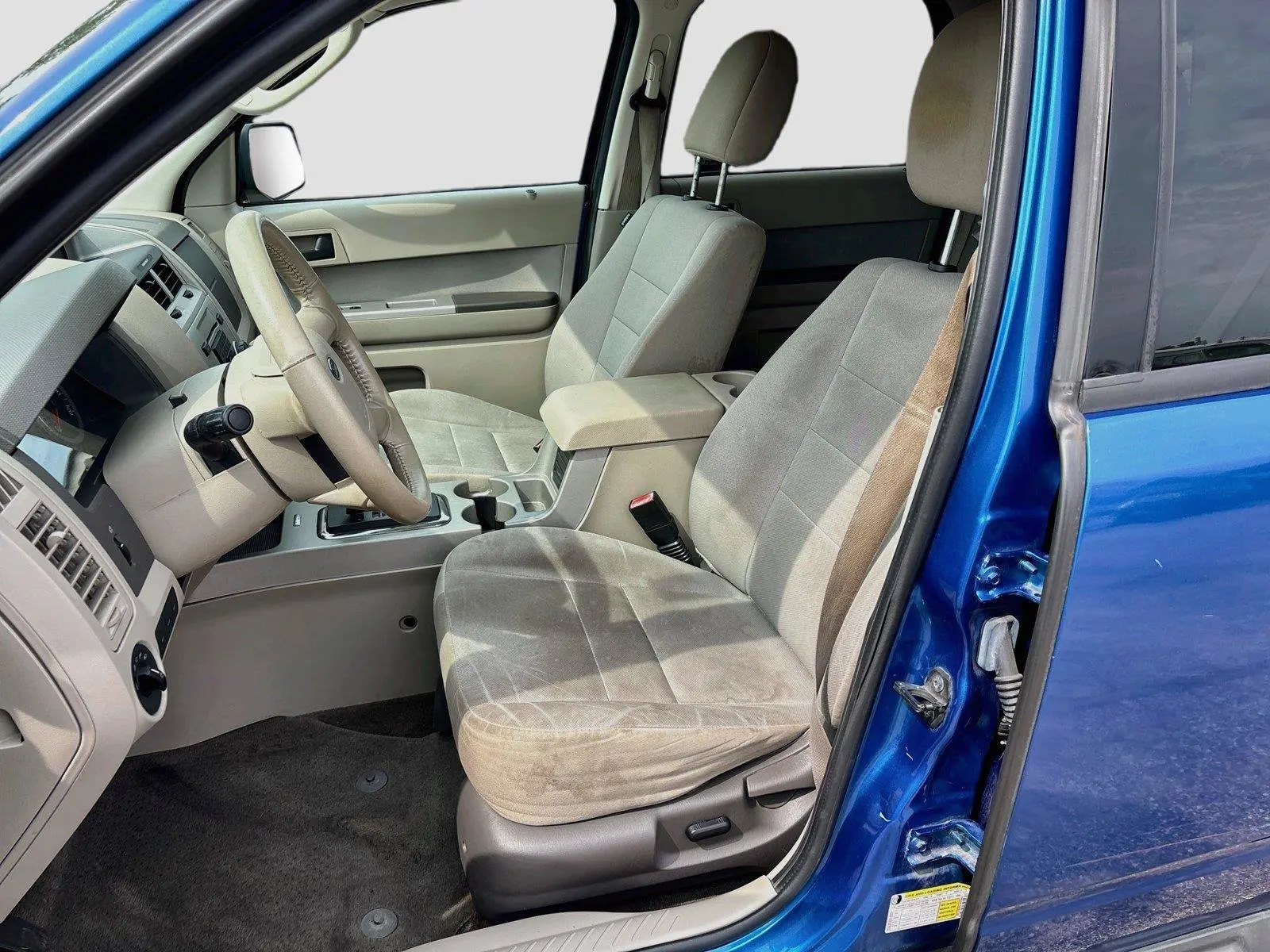 2012 Ford Escape XLT photo 5