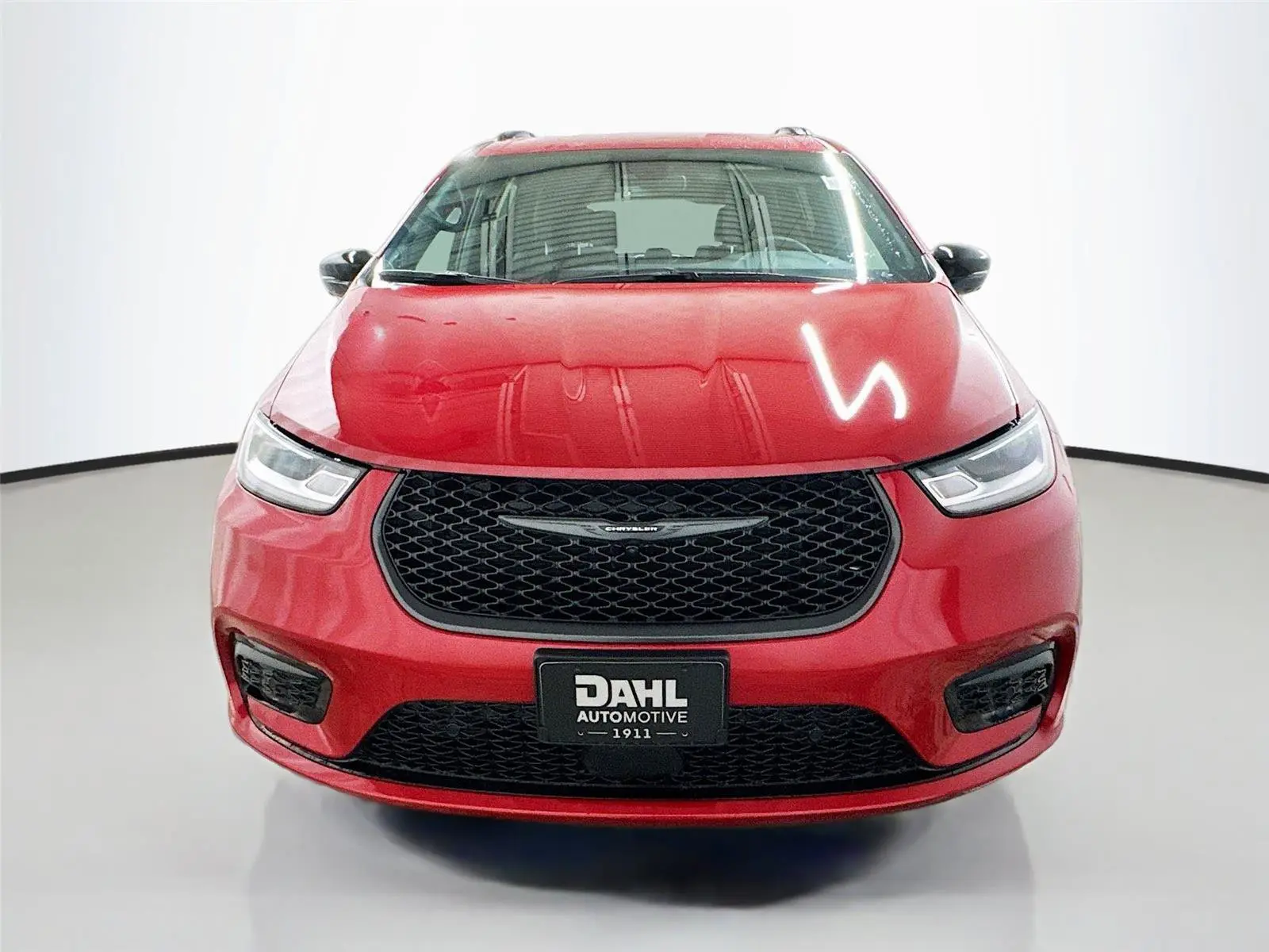 2026 Chrysler Pacifica Select AWD photo 3