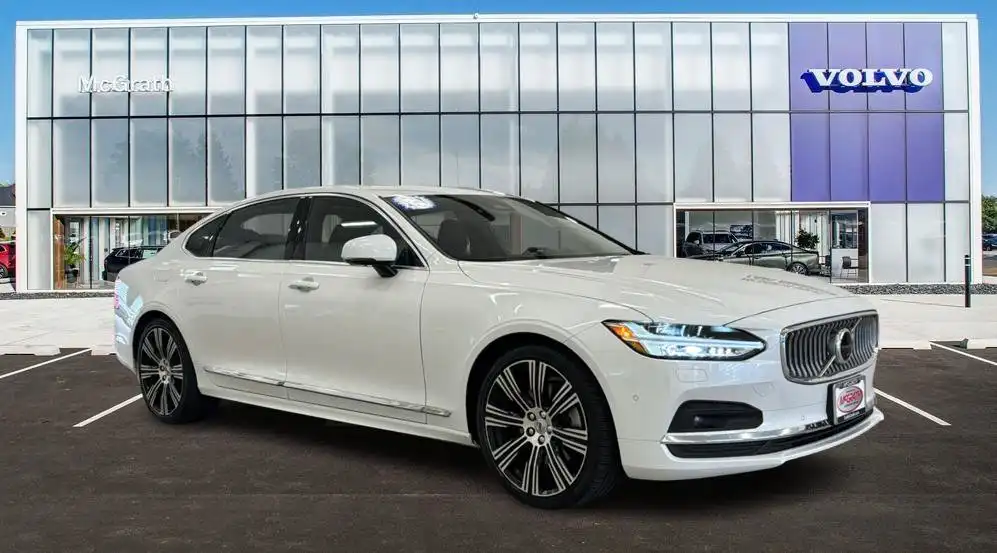 2023 Volvo S90 B6 Ultimate AWD's photo