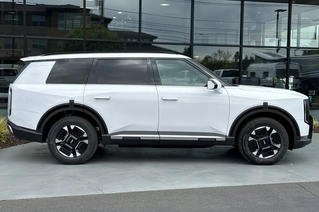 2027 Kia Telluride Hybrid EX AWD photo 3