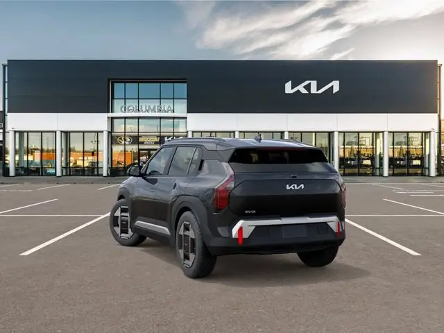2027 Kia EV3 Wind AWD photo 4