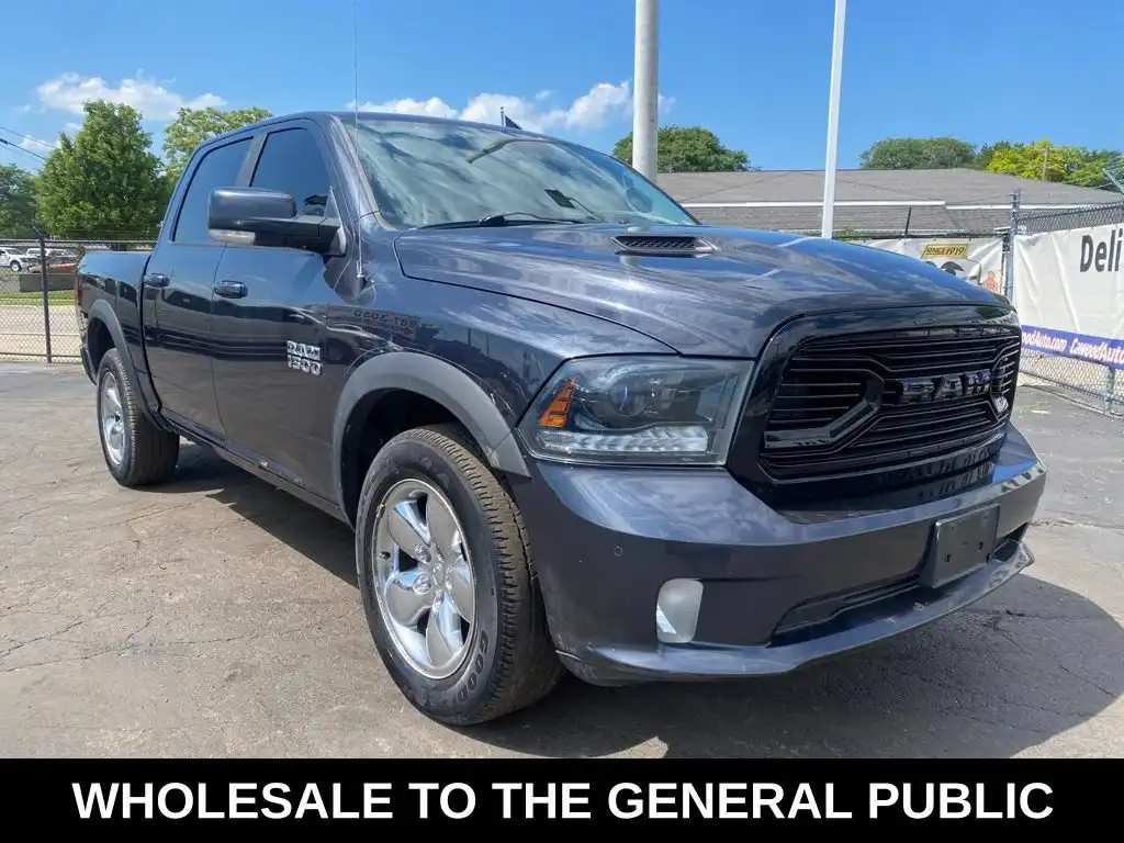 2015 RAM 1500 Sport 4x4 Crew Cab's photo